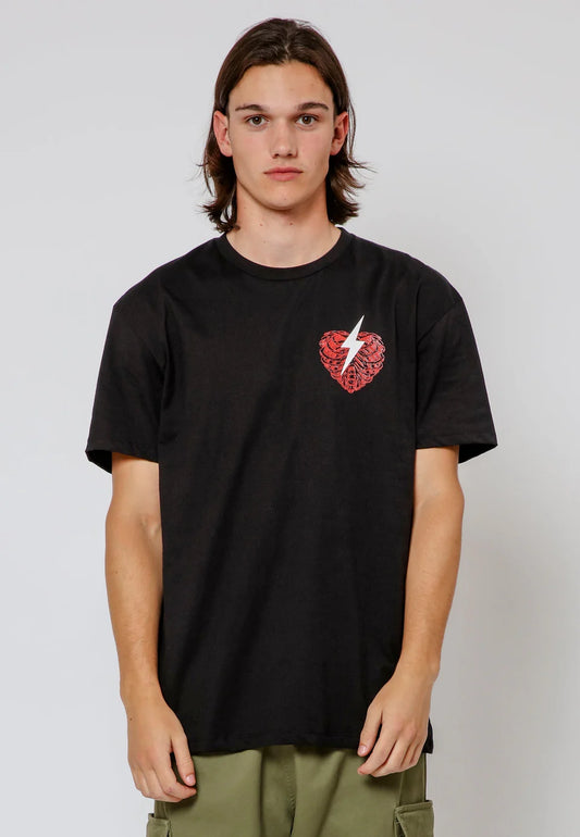 Camiseta RELIGION heart bolt